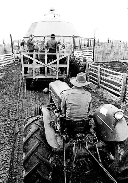 Open air transport was provided during a field day at the Termuende Livestock Farm near Lanigan, Sask., in April 1983. | file photo