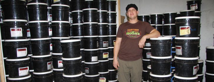 Dan Rollingson of Earthly Matters keeps his worms in three-gallon aerated buckets, where they produce castings that he sells as a soil amendment at his Coaldale, Alta., operation.  |  Barb Glen photo