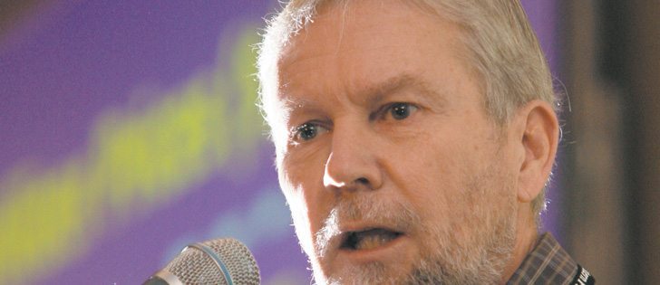 Ross McKenzie of Alberta Agriculture told producers and agrologists attending the Alberta Agronomy Update how to evaluate whether they need to apply phosphate fertilizer.  |  File photo