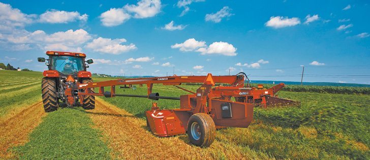 Getting hay from cut to stored in three days is critical to quality. Stems should be cracked every 7.5 to nine centimetres.  | Case IH photo