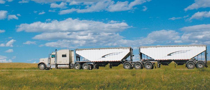 Farmers who trucked grain into the United States were found guilty of violating the Immigration Act, the Customs Act and the Criminal Code, but not the Canadian Wheat Board Act.  |  File photo 