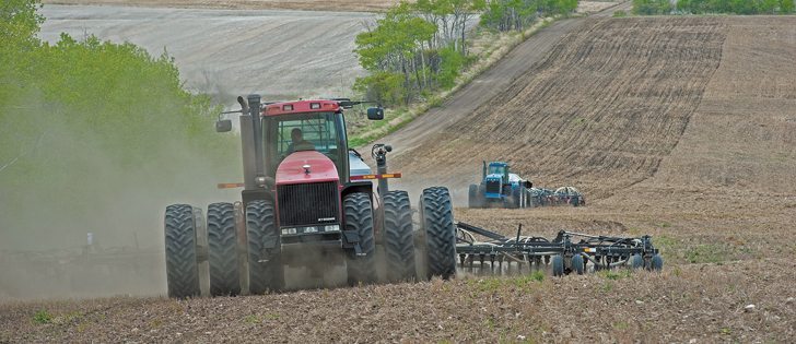 Farmers might get back to recommended rotations when seeding in 2013. Severe disease problems in canola this year and attractive cereal prices could lead to fewer acres of the oilseed when tractors roll next spring.  |  File photo 