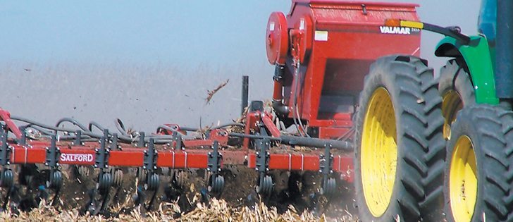 When Salford ran tests with a Valmar and granular fertilizer mixed with wheat seed for better visual inspection, the company also found wheat yields improved and turned its attention toward a drill option. | Salford photo