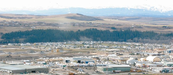 Urban sprawl, oil and gas developments and commercial developments are removing some of Alberta’s prime farmland from agricultural use.  |  File photo
