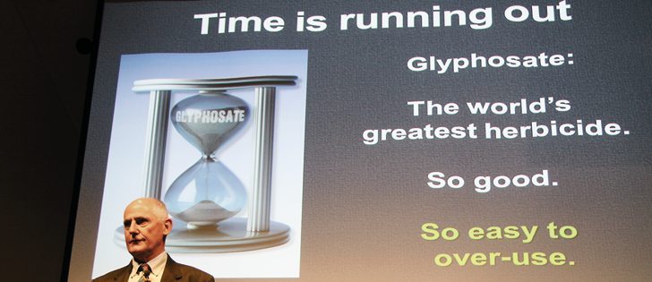 Stephen Powles, an Australian weed scientist and farmer, predicts that glyphosate will become a redundant herbicide in many parts of North America.  |  Robert Arnason photo