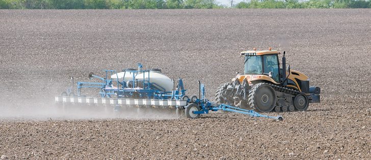 Most analysts expect American farmers will boost soybean seeded area to about 88 million acres, equal to corn. However, DTN analyst Darin Newsom thinks soy area will be less than that.  |  File photo