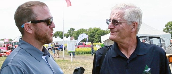 The Western Producer's reporter Robin Booker asked Agri-Trend's Phil Thomas what producers will have to do to reach 100 bushels per acre without irrigation. | Robin Booker photo
