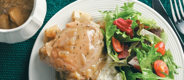 Cajun garlic chicken thighs with veloute sauce. | Canolainfo.org photo