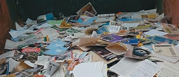 Library material was recently thrown out at  Agriculture Canada’s Lethbridge Research Centre.  |  Professional Institute of the Public Service of Canada photo