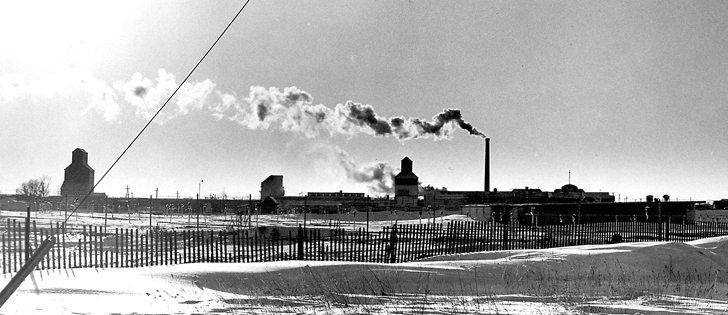 This photograph of winter was taken in 1956 at Sutherland, Sask., now a suburb of Saskatoon.  |  File photo