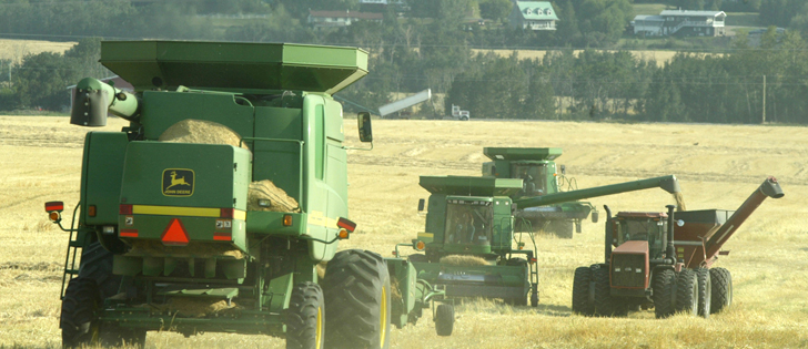 Statistics Canada reported Wednesday that realized net farm income was $8.8 billion in 2016, up 7.6 percent. | File photo