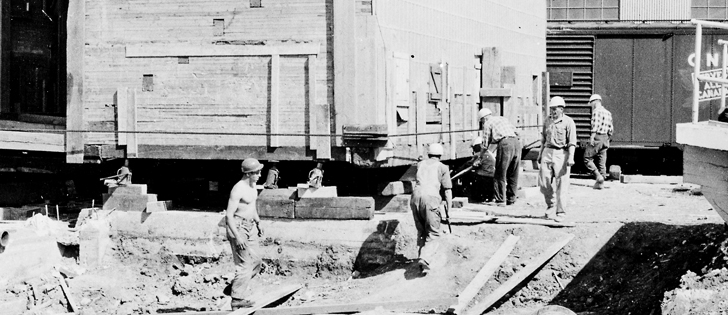 A grain elevator is moved in Saskatoon in June 1960.  |  File photo