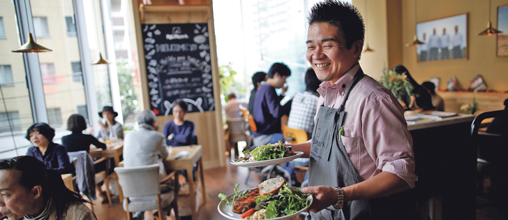 A staff member prepares to serve  pork steak at HyLife Pork Table, a pork dish restaurant operated by HyLife, a Canadian pig farmer and pork processor, at Daikanyama district in Tokyo, Japan. Last year, Canadian pork exports to Japan hit a record $3.812 million.  |  REUTERS/Issei Kato photo