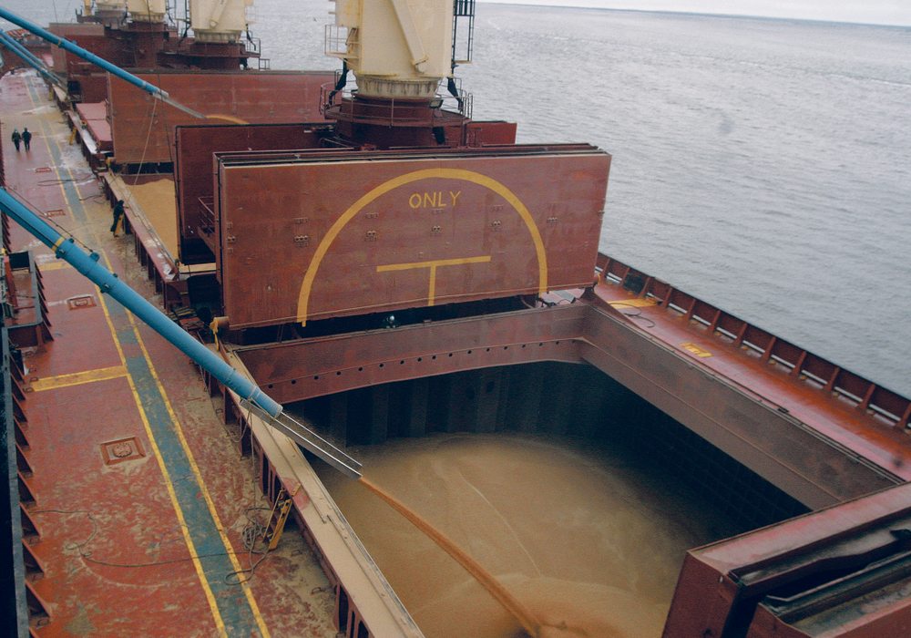 A federal government decision to allow the sale of the railway that serves the Port of Churchill and then a later decision to eliminate the Canadian Wheat Board’s marketing monopoly are blamed for the sad state of the rail line.  |  File photo