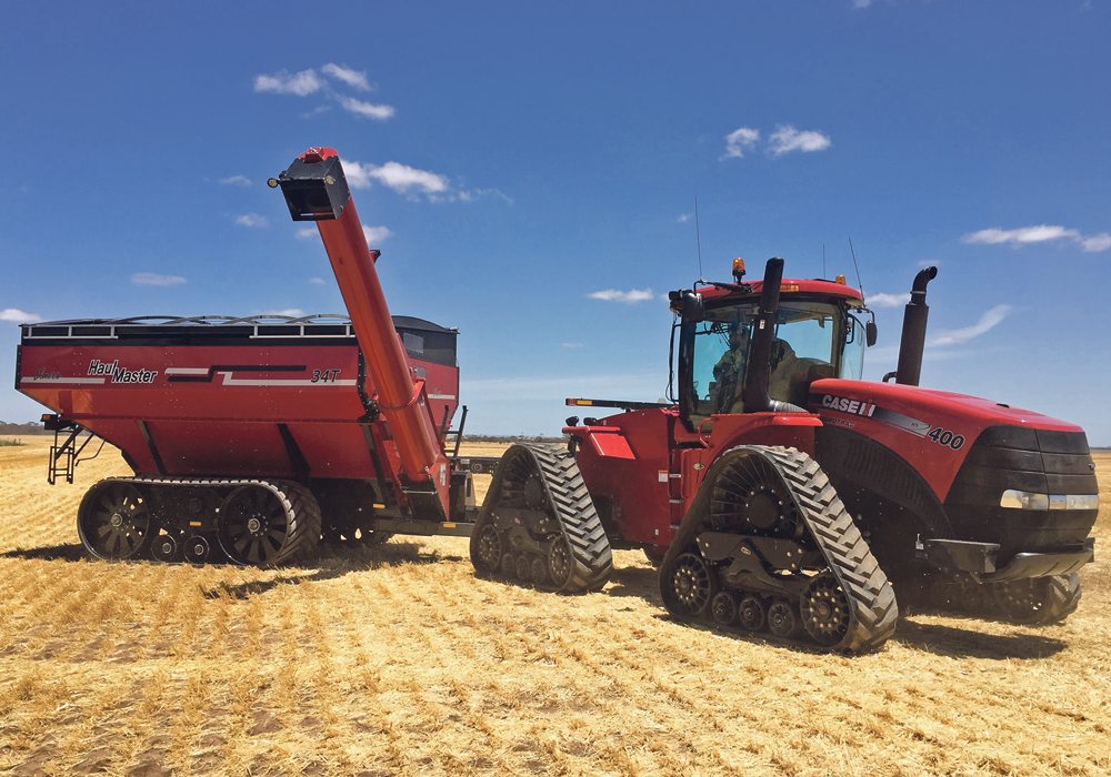 Australian farmers have switched to right-side unload augers for reasons of operator comfort and safety.  |  Mike Friesen photo