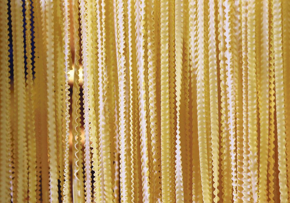There has been a two-year campaign in Italy to tarnish the reputation of Canadian durum led by country’s largest farm organization. Here, fresh pasta is seen at the 50th Vinitaly international wine and spirits exhibition in Verona, Italy, two years ago.  |  REUTERS/Stefano Rellandini photo