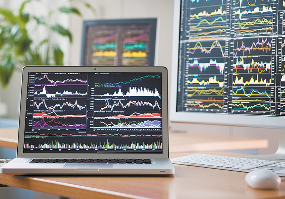 The weekly Commitment of Traders (CoT) report compiled by the CFTC provides details on who is trading canola and the size of their positions, but the numbers are still not as clear as they could be. | File photo