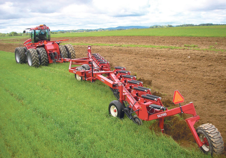 Moldboard plow no longer a dirty word The Western Producer