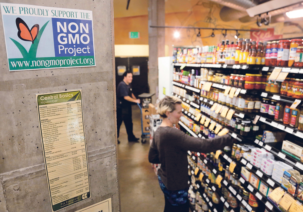 American farmers are happy with their country’s new GMO labelling law, but groups such as the Non-GMO Project are not as pleased.  |  REUTERS/Jason Redmond photo
