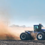 Dry conditions across the central and western Prairies and the dust these produce are creating a potential inoculation hazard with clubroot. This producer near Insinger, Sask., kicks up dust while seeding this spring. | Robin Booker photo