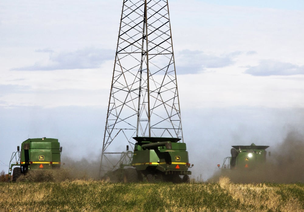 Since April 1, SaskPower says there have been 240 reported incidents of machinery contacting electrical lines. That's up from 230 at the same time last year. | File photo
