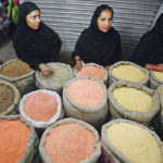 Customers buy pulses at a wholesale market in Kolkata, India. Many observers believe recent Indian government policy that has restricted Canadian pulse access to the Asian country is based on a sincere desire to improve the nutritional quality of its poorer citizens’ diets. | REUTERS/Parth Sanyal