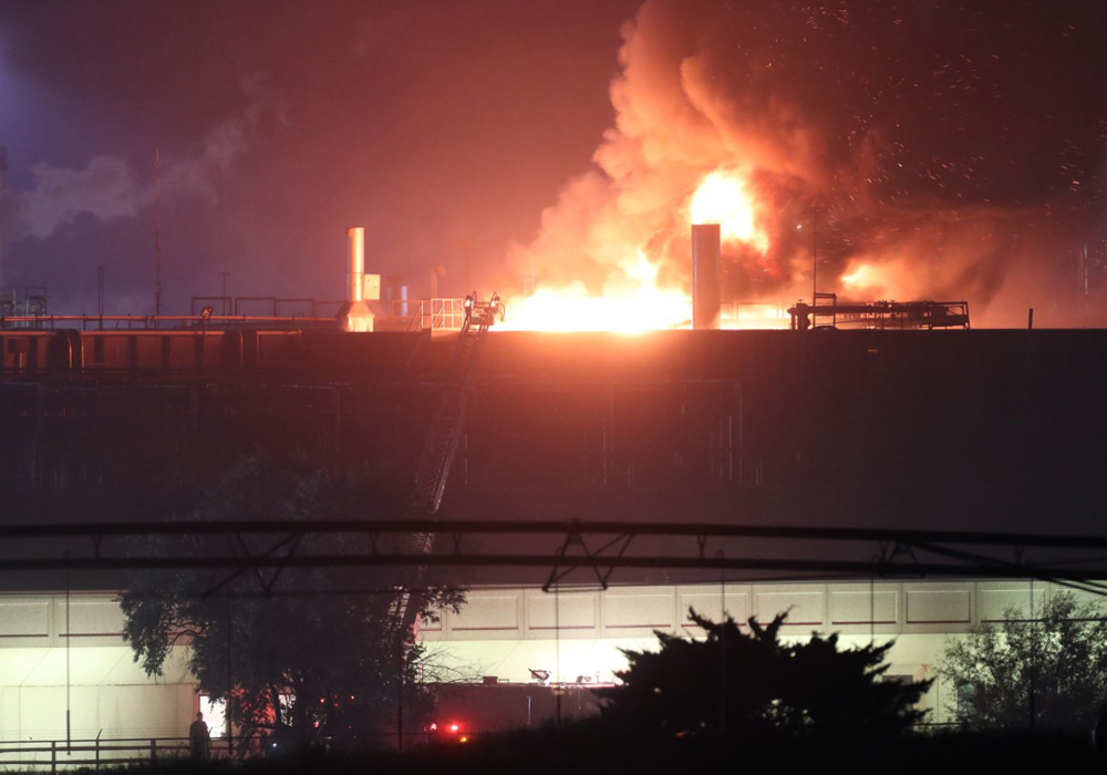 An Aug. 9 fire that badly damaged the Tyson cattle slaughter plant in Holcomb, Kansas, continues to affect Canadian markets.  | Twitter/@ShrimplinPhoto