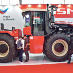 Looking a lot like the Versatile 405 many North American farmers enjoy, the RSM 2400 is big by European standards, assembled in Russia, it opts for a 12x4 Quadshift transmission for durability and efficiency. The engine remains a Cummins. The new tractor debuted last month at the Agritechnica show in Germany. | Chris McCullough photo