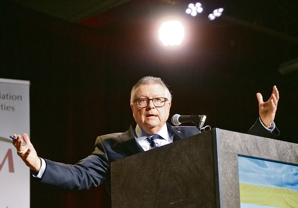 Former Liberal MP Ralph Goodale urges prairie governments to agree to the federal government’s proposed changes to AgriStability but also recommends exempting on-farm use of propane and natural gas from the carbon tax, accelerating government and private sector investments in the prairie-based Protein Industries Canada supercluster and acting quickly on plans for new “big water” infrastructure.  | File photo