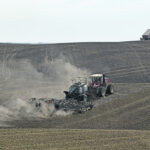 If there’s one thing the average farmer hates to do at seeding time, it’s to stop and do something that doesn’t lead to the next acre being sown. | File photo