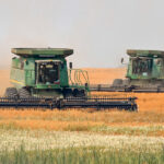 Deere's net income rose 69 percent to US$1.28 billion, or US$4.12 per share, in the quarter to Oct. 31, while analysts had expected a figure of US$3.90 per share. | File photo