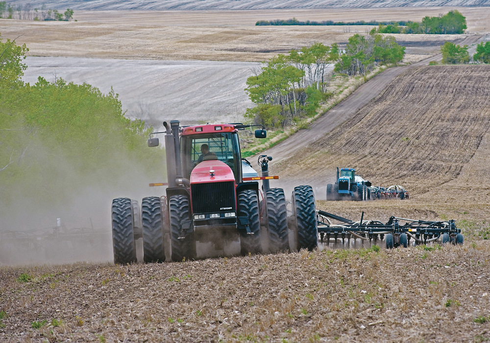 U.S. farmers are pre-buying seeds and chemicals in a bid to secure supplies for spring, amid rising prices due to labour issues, tightened global supplies of fertilizers and chemicals and surging demand. | File photo