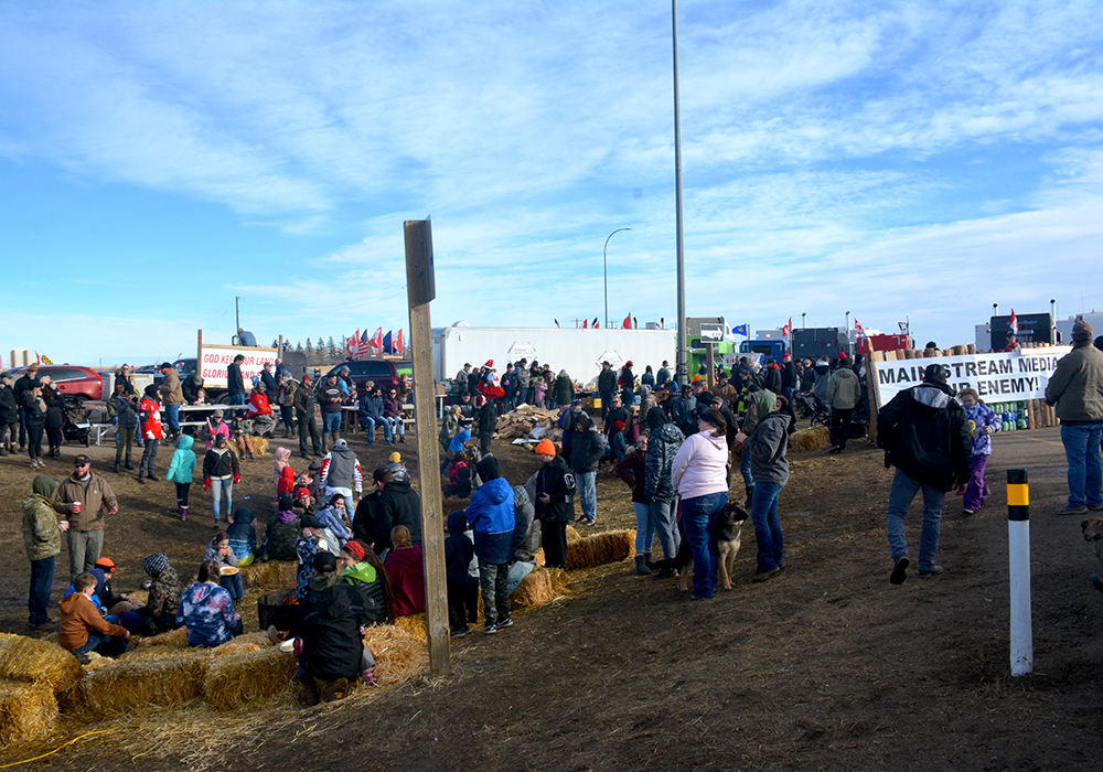 Elected politicians across Alberta’s southland who have supported police and law and order platforms in the past stood on the sidelines while lives of officers were put at risk and said nothing at a time when standing by those principles was most important. Nor did they support the demonstrators on the ground fighting for change. | Alex McCuaig photo