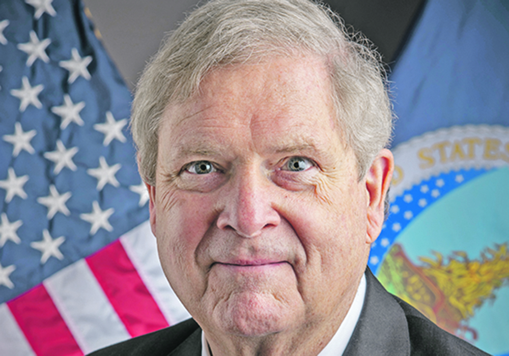 "I believe the outlook for agriculture is bright, strong and positive," said Vilsack in his address to the U.S. Department of Agriculture's Agricultural Outlook Forum. | USDA photo by Tom Witham