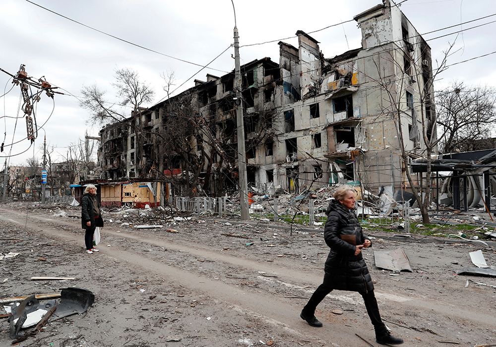 The war is expected to slow growth and further increase inflation, the IMF said in its latest World Economic Outlook, while warning that its forecast was marked by "unusually high uncertainty." | Reuters/Alexander Ermochenko photo