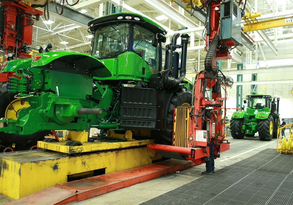 Deere's net income was USD$2.09 billion or USD$6.81 per share for the quarter ended May 1, outpacing Wall Street estimates of USD$6.71 per share. | Screencap via deere.com