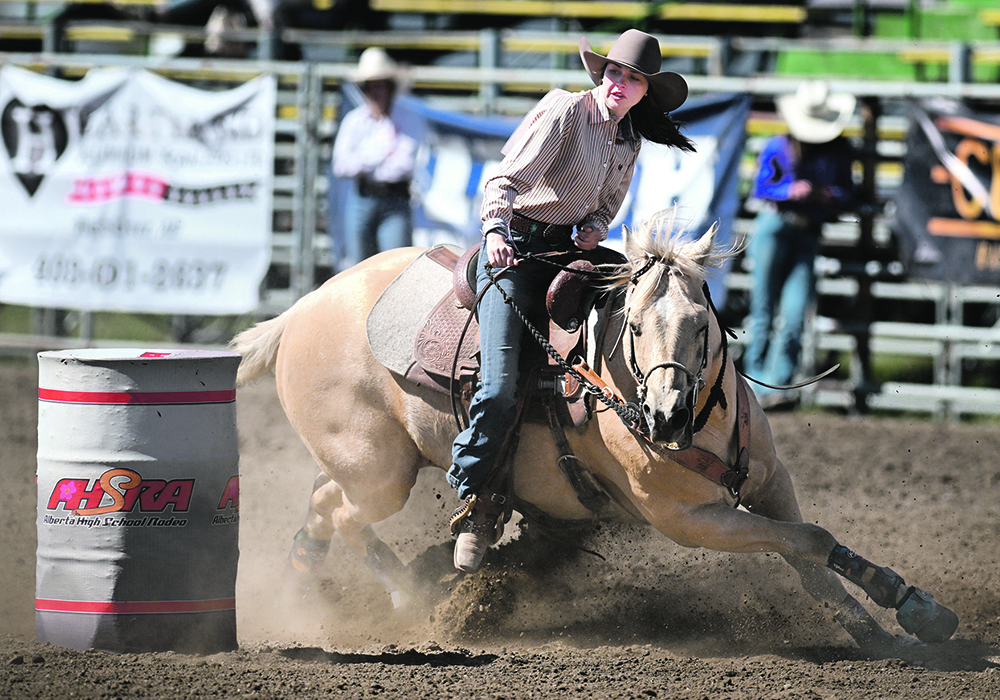 Emma Longson of Cayley, Alta., posts a time of 17.73, the fastest time of the day in the barrels event. | Mike Sturk photo