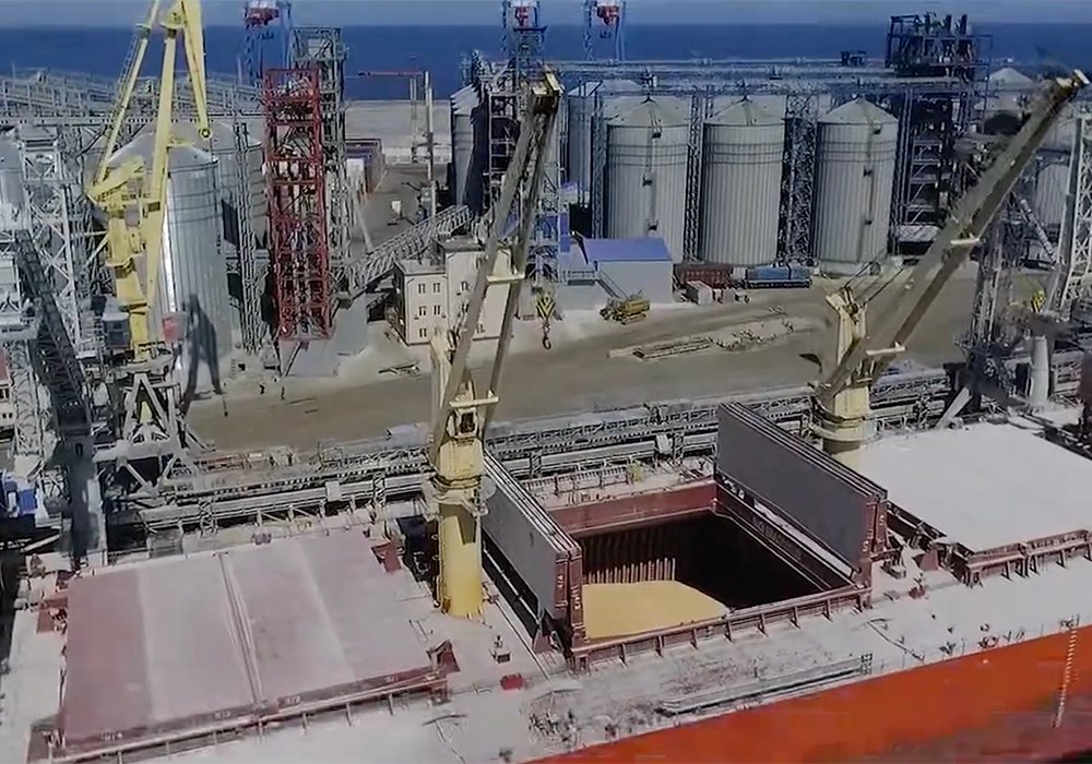 The United Nations is trying to broker a deal to enable Ukraine's grain to be shipped from ports such as Odesa. Russia has said it wants Western sanctions lifted as part of a deal. | Screencap via YouTube/Odessa Sea Port
