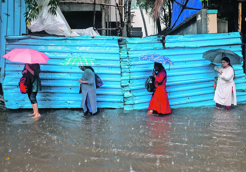 This year’s monsoon in India has been patchy in some areas with torrential downpours in others.  |  Reuters/ Francis Mascarenhas photo