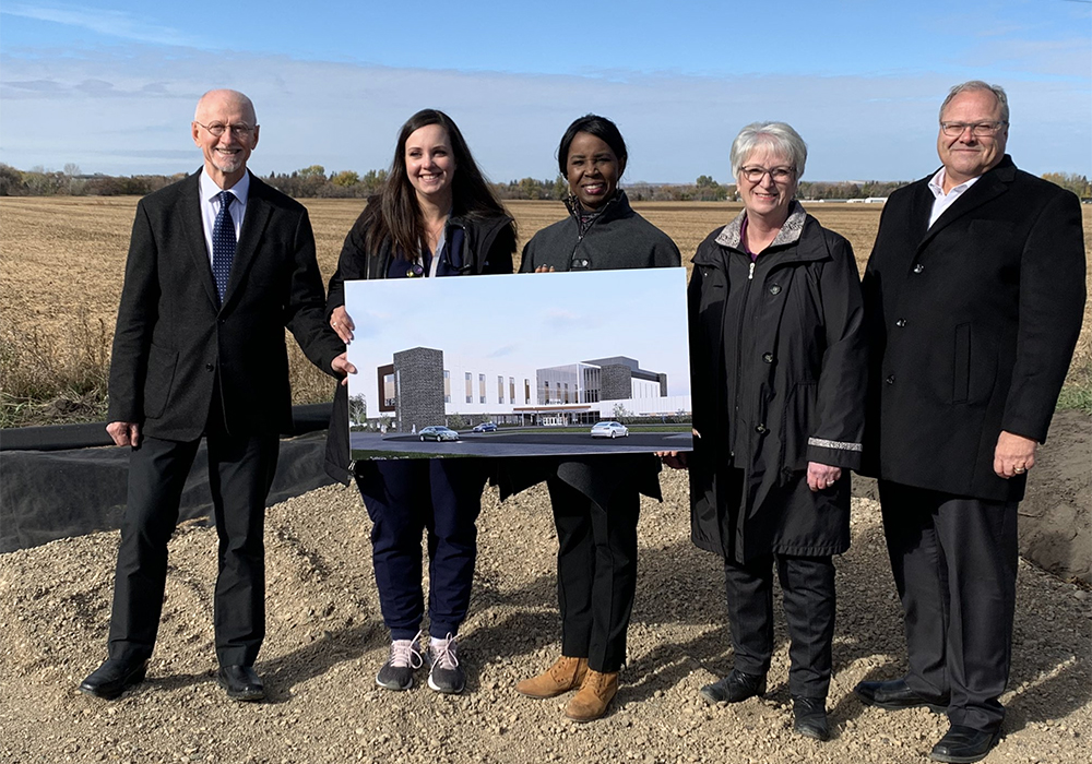 Manitoba’s Health Minister Audrey Gordon announced the project at an event in Neepawa October 17. Construction is expected to begin in November and the estimated cost of the project is $127 million. If all goes well, the hospital should be constructed by 2025. | Screencap via Twitter/@AudreyGordonMB