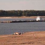 Low water levels on the Mississippi River have limited both the number of barges operating on the river and the weight loaded on those barges. Fertilizer Canada member companies don’t see any big red flags for Western Canadian fertilizer supplies at the moment. | Reuters/Karen Pulfer Focht photo