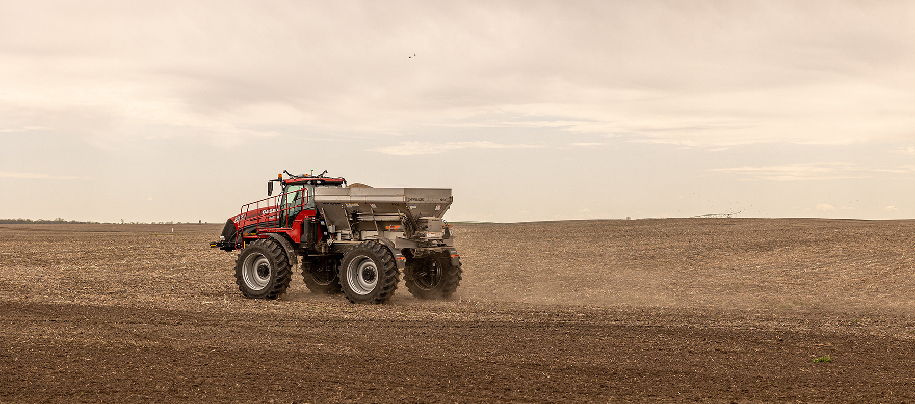 By defining the in-field mission, mapping boundaries and creating a path plan, the Case IH Trident 5550 applicator with Raven Autonomy can work on its own as the overseeing operator monitors from a distance. 