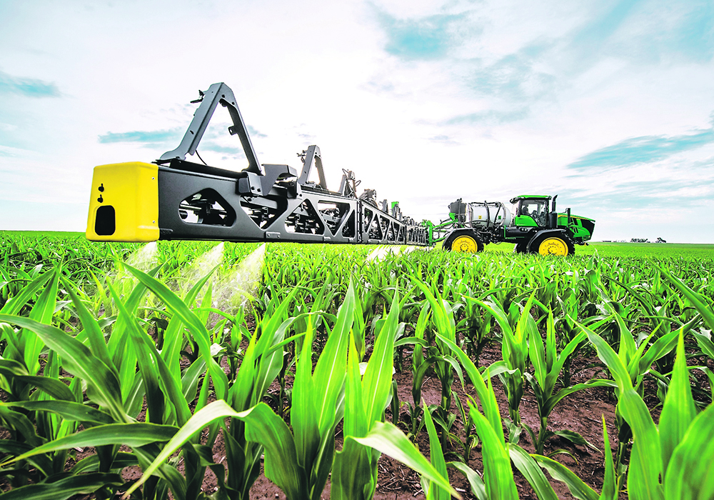InnerPlant codes the plants to emit a fluorescent protein with a specific colour be picked up by optical cameras on farm equipment or surveillance tools. | Deere photo