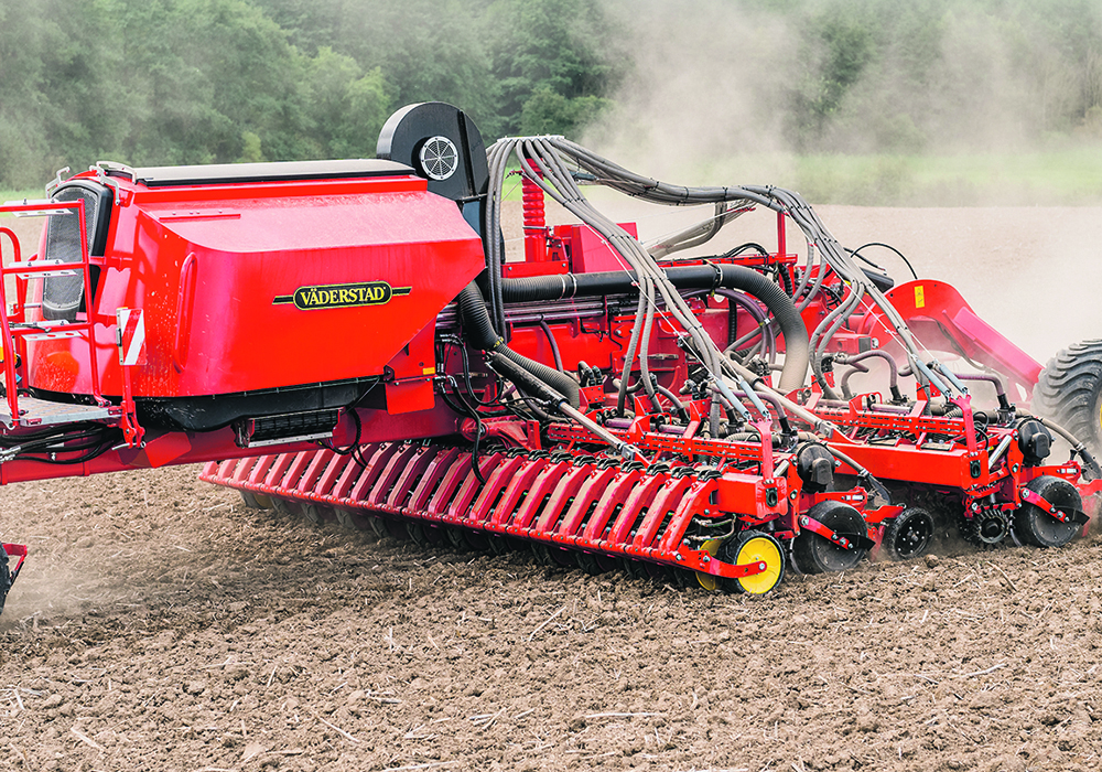 Vaderstad’s Proceed seeder was named Farm Machine 2023 in the seeding category at the recent Paris SIMA show. Vaderstad says Proceed is an innovative air seeder designed to place a wide variety of seeds at the ideal depth with millimetre precision.  |   Jesper Anhede/Vaderstad photo