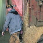 A consultant says grain companies are comfortable with the way things are when it comes to delivery contracts, but producers became more concerned during the 2021 drought when they found themselves unable to deliver promised grain and were subject to penalties. | File photo