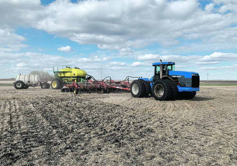 An Agriculture Canada scientist says carbon sequestration benefits of no-till farming appear to be topping out, and after a couple of decades of removing carbon from the air, they might hit maximum capacity. Incremental improvements and modifications of current farming won’t be enough if the goal is to get to net-zero by 2050, he adds, and the entire farming system would need to be revolutionized.  |  File photo