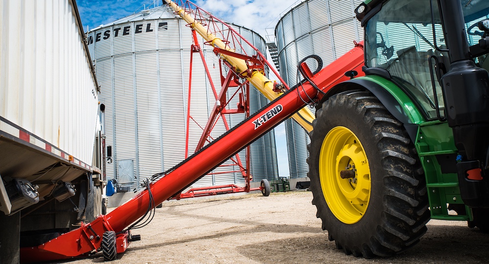 The AGI Westfield MKX² 1394 with X-Tend (shown here) and AGI X² series deliver faster, more efficient grain flow with significantly less horsepower needed to handle the same amount of grain.