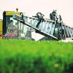 The European Union’s attempts to curb greenhouse gas emissions while cutting pesticide and fertilizer use and increasing organic production came under fire at a recent conference attended by North American and European farm leaders. | Reuters/Pascal Rossignol photo