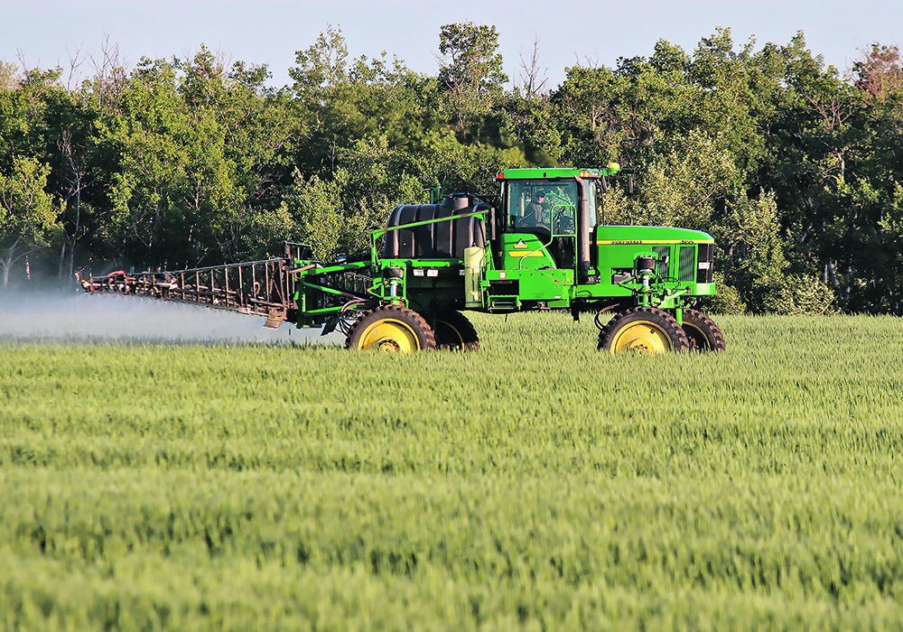 Paul Sinkevich of Vantage Ag said nanoparticle-based foliar fertilizer will allow growers to apply less fertilizer during planting.  |  File photo