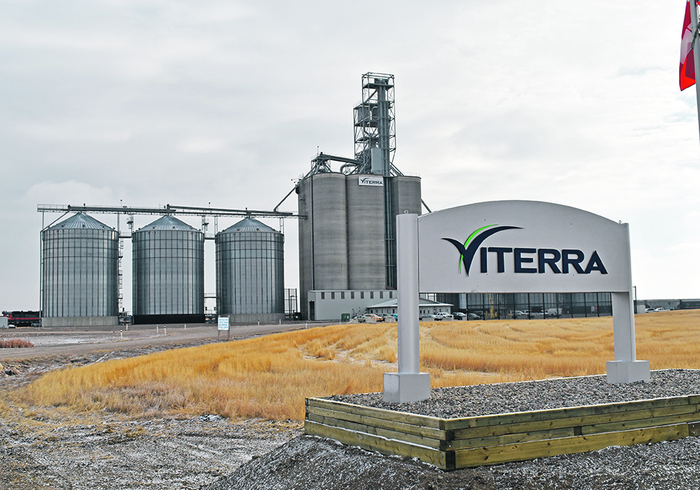 The Grain and General Services Union Locals 1 and 2 served notice after more than a year of what it called “tireless negotiations seeking fair wages, improved work-life balance and workplace respect.” | File photo